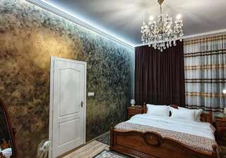 Гостевой дом Casa Domnească Rarau Кымпулунг-Молдовенеск Номер Делюкс с кроватью размера «queen-size»-1