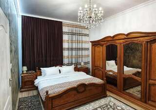 Гостевой дом Casa Domnească Rarau Кымпулунг-Молдовенеск Номер Делюкс с кроватью размера «queen-size»-2